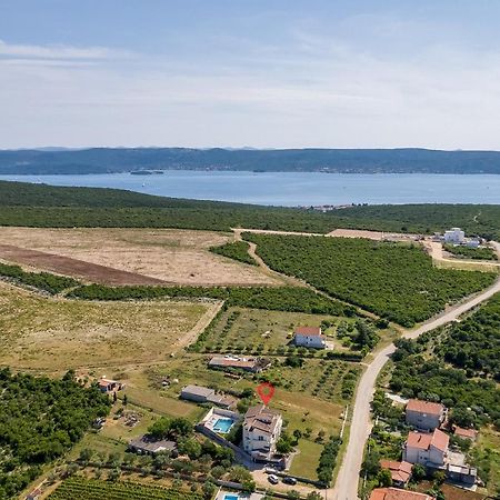 Apartman Strmota S Bazenom Sveti Filip i Jakov Zewnętrze zdjęcie