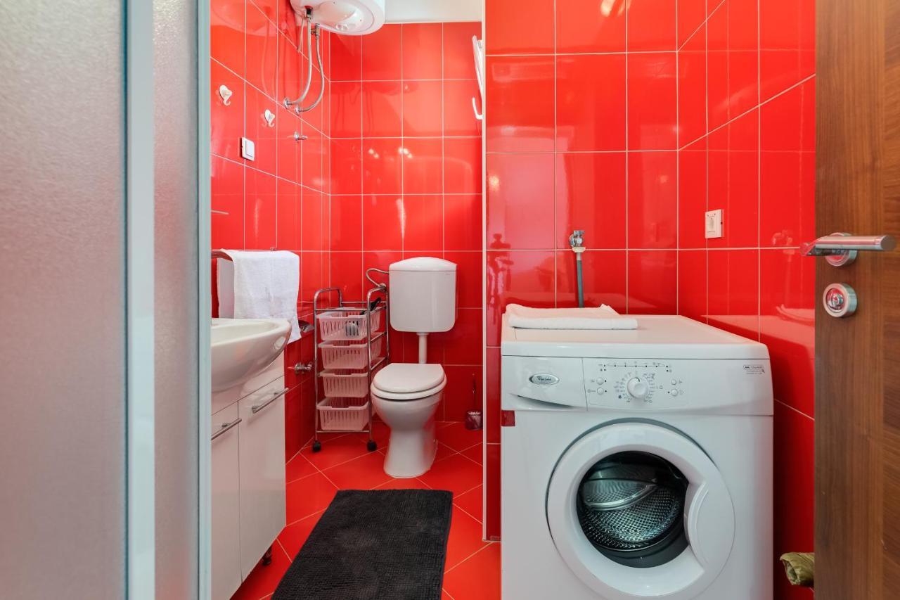 Apartman Strmota S Bazenom Sveti Filip i Jakov Zewnętrze zdjęcie